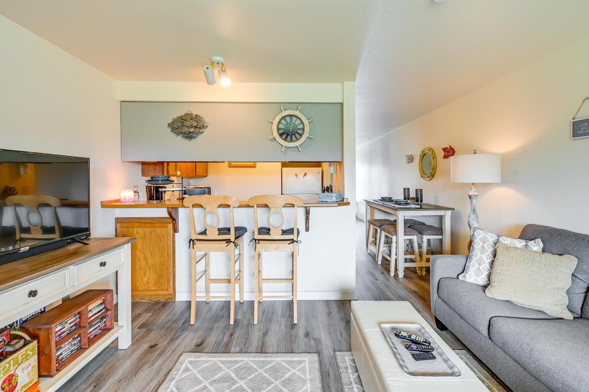 Ocean Shores Condo With Balcony Less Than 1 Mi To Beach! Luaran gambar