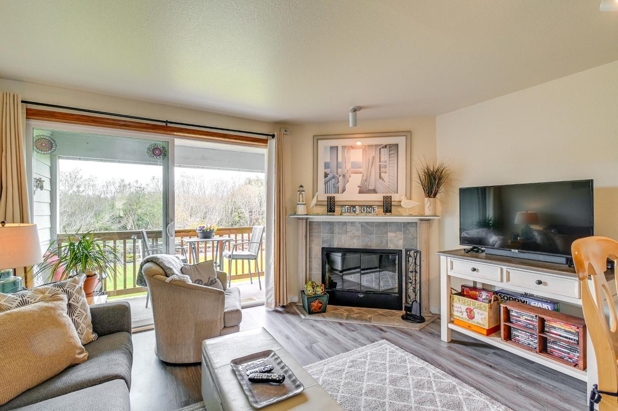 Ocean Shores Condo With Balcony Less Than 1 Mi To Beach! Luaran gambar